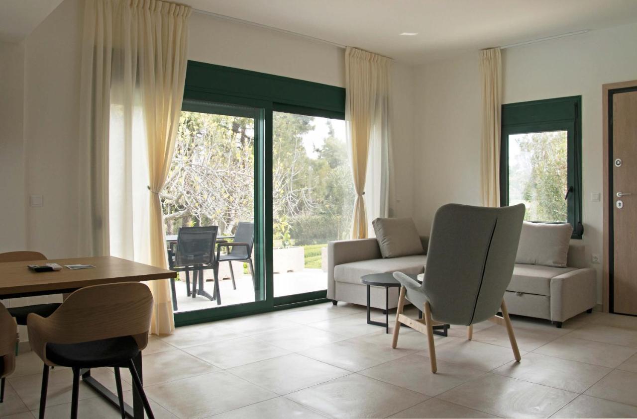 Angelbay Bungalows Agía Triás Dış mekan fotoğraf