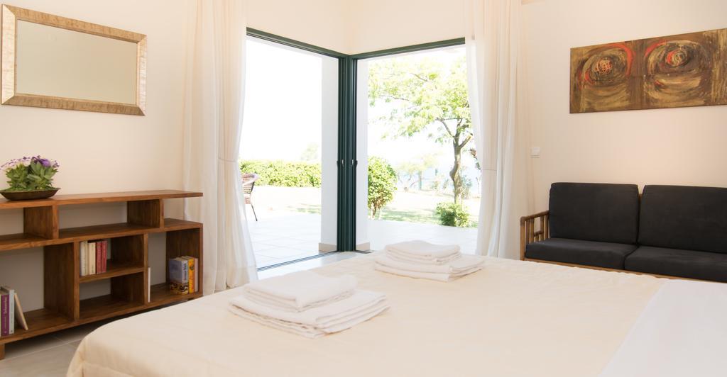 Angelbay Bungalows Agía Triás Dış mekan fotoğraf