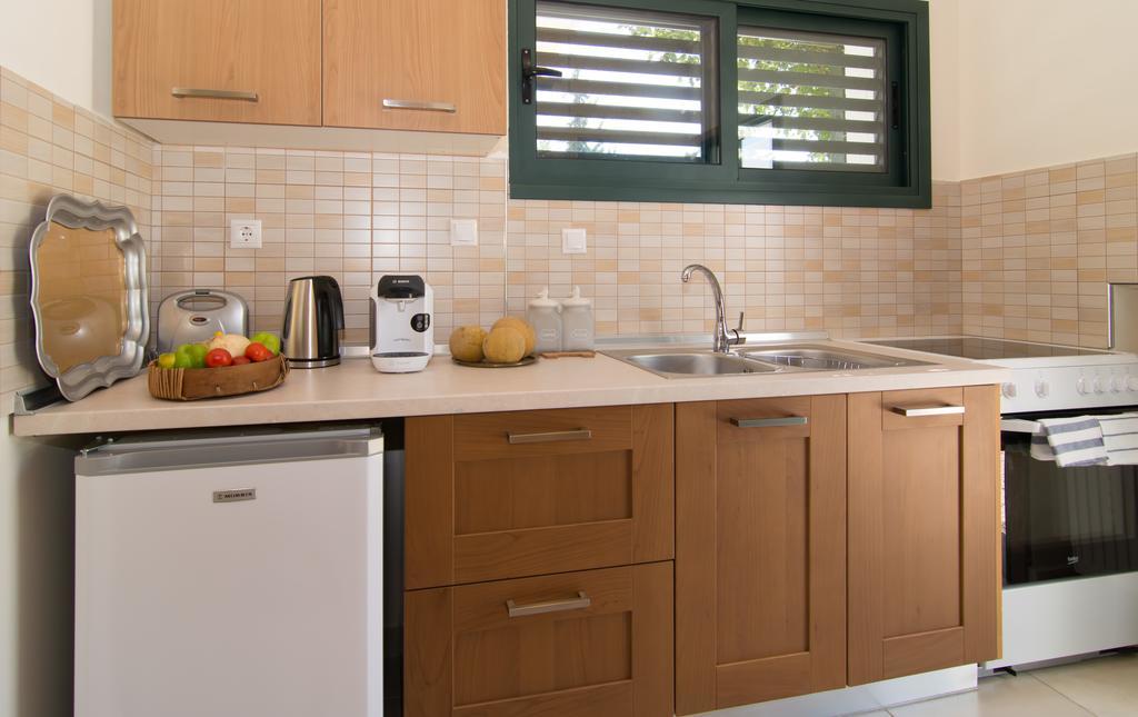 Angelbay Bungalows Agía Triás Dış mekan fotoğraf