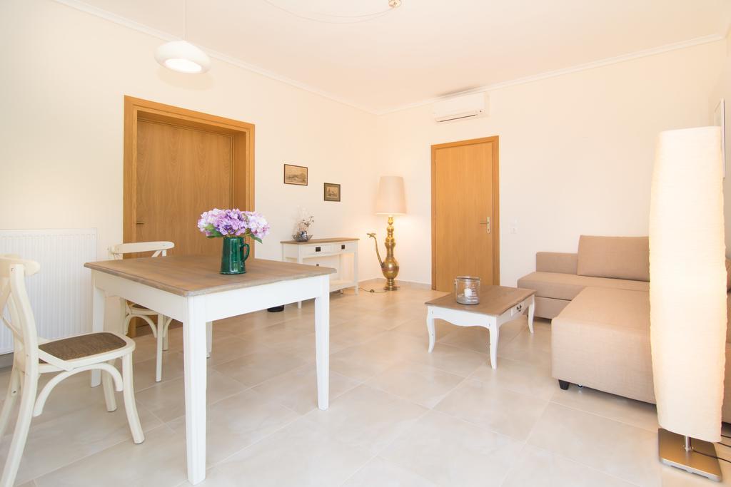 Angelbay Bungalows Agía Triás Dış mekan fotoğraf