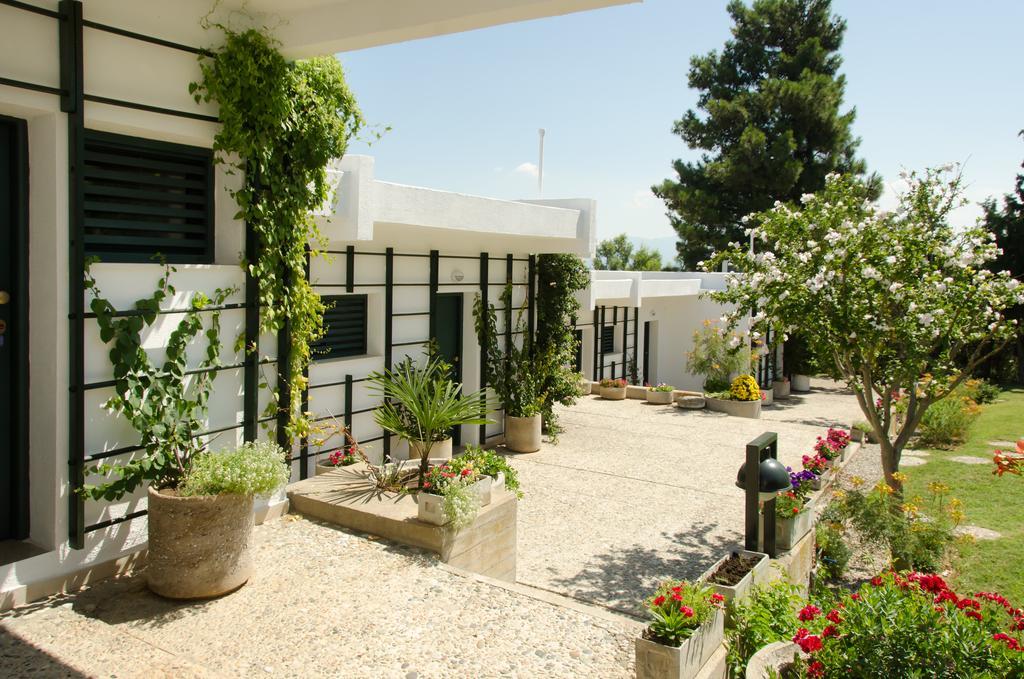 Angelbay Bungalows Agía Triás Dış mekan fotoğraf